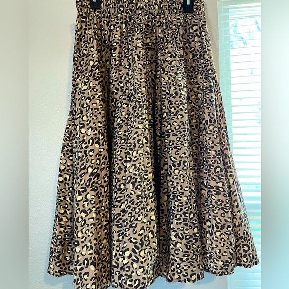 WILD FABLE | Leopard A-Line Skirt - rain coat material w/like green drawstring - Picture 2 of 2